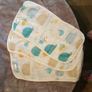Yoofoss baby burp cloths (6) NWOT